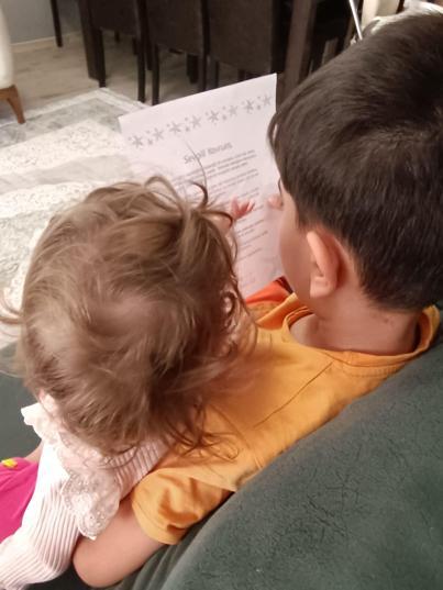 Bakan Göktaştan koruyucu aile yanında kalan çocuklara mektup