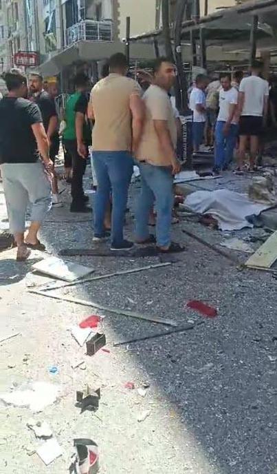 İzmirde şırdancıda patlama: 5 ölü, 63 yaralı