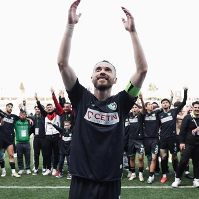 Denizlispor kazandığına sevinemedi, başkanla futbolcu krizi çıktı