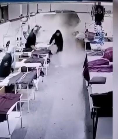 Zeytinburnunda yıkım sırasında kopan beton parçası atölyenin duvarını deldi