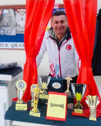 14 ay hapis yatıp 8 yıl sonra aklanan Özgür öğretmen, öğrencilerine kavuşmak için gün sayıyor