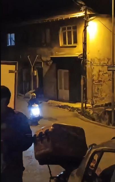 Eyüpsultanda onlarca restorandan sipariş verdi, motokuryeler kapıda kaldı