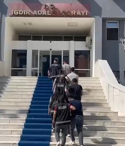 Iğdırda nitelikli dolandırıcılık operasyonu; 5 tutuklama