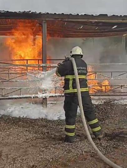 Batmanda petrol ayrıştırma kuyusunda çıkan yangın söndürüldü