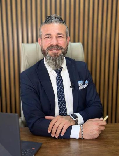 Pendikte otopark tartışmasında kızının yanında öldürülen baba son yolculuğuna uğurlandı