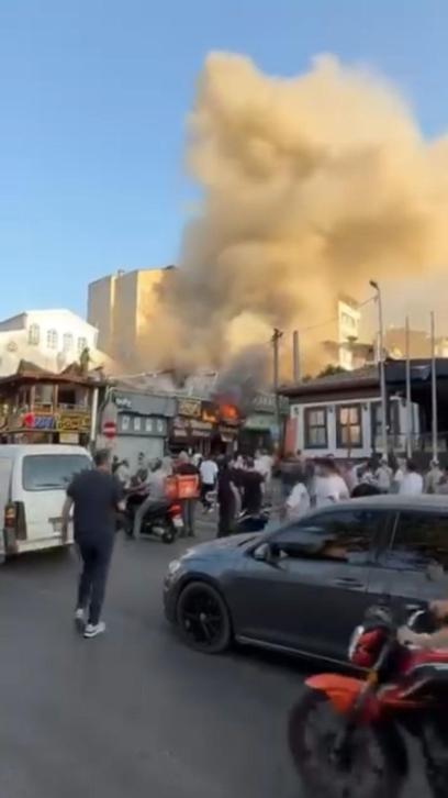Bursada lokantada çıkan yangın, bitişikteki dükkanlara da sıçradı