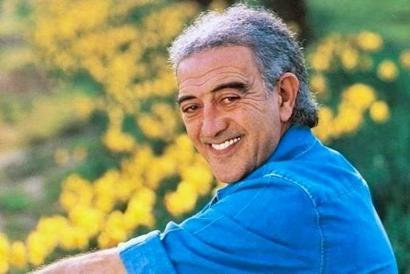 Sanatçı Edip Akbayram hayatını kaybetti