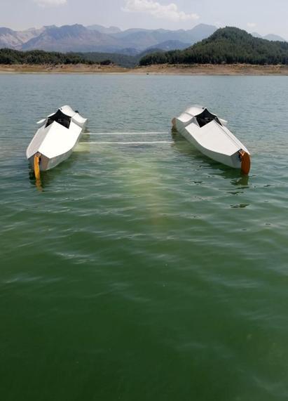 Burdurda eğitim uçağı, yangın tatbikatı sırasında gölden su alırken kaza kırıma uğradı
