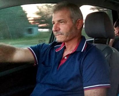 Hakkında uzaklaştırma kararı olan damadını, kızını görmeye geldiğinde öldürmüş