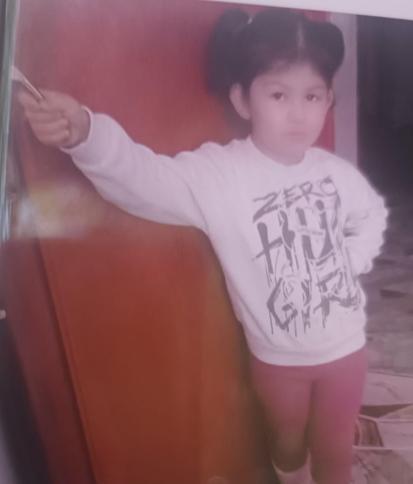 Ranzaya asılı bornoz ipi boğazına dolanan Özlem öldü