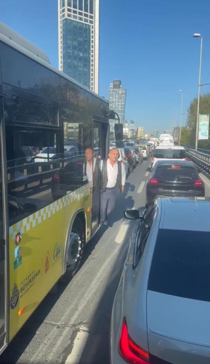 Şişlide sürücüye bıçak çeken özel halk otobüsü şoförü kamerada