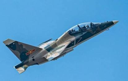 Vietnamda askeri uçak düştü