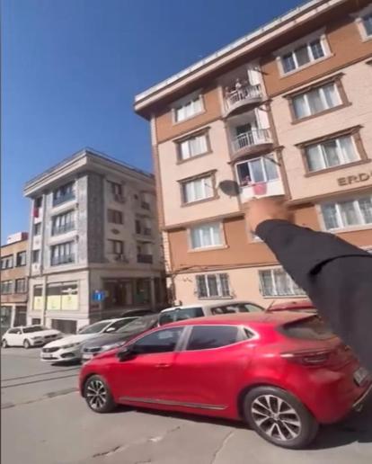 Beyoğlu’nda sürücüler arasında park yeri kavgası: Öldürülmesi gerekiyorsa öldürürüz