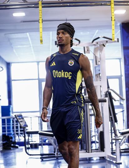 Fenerbahçe, Benfica maçı hazırlıklarına başladı