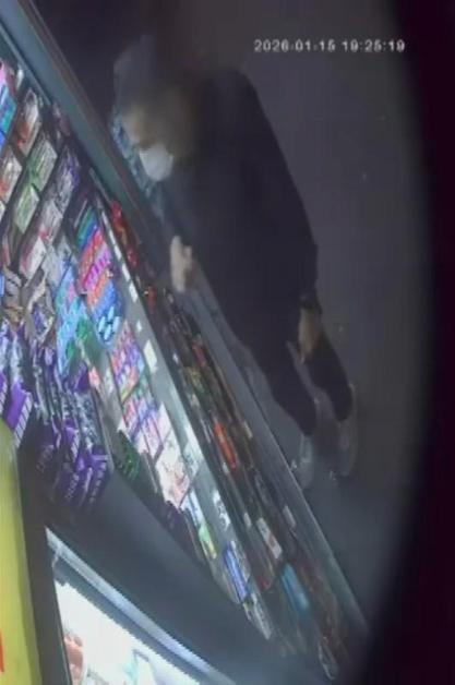 Bahçelievlerde kuyumcuyu soyup metrobüsle kaçan şüpheli tutuklandı