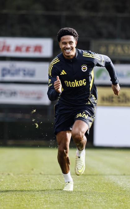 Fenerbahçede, Çaykur Rizespor kamp kadrosu açıklandı