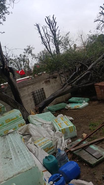 Ayasofya Camii, Mimar Sinan Minaresinin alemi düştü