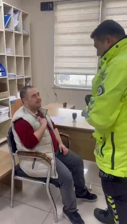 Down sendromlu Sametin hayali gerçek oldu: Polis üniforması giyip denetime katıldı
