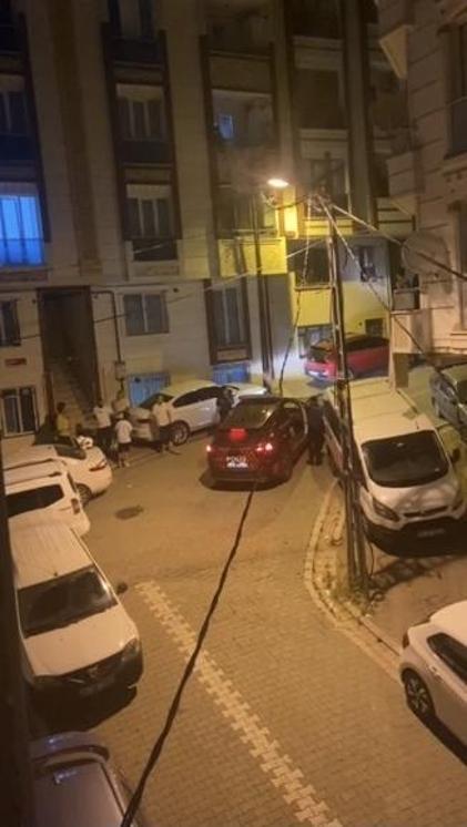 Esenyurtta tekele uzun namlulu silahla saldırı: 1 şüpheli yakalandı