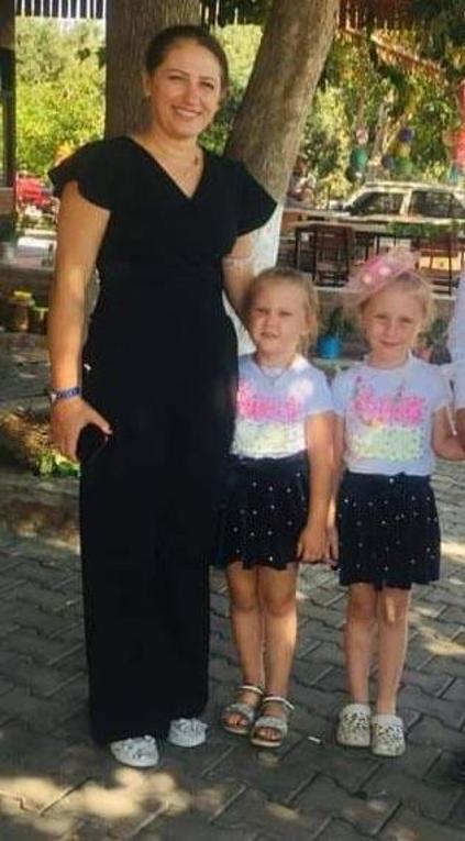 Takla atan otomobilde yaralanan ikizler taburcu oldu, annelerinin tedavisi sürüyor