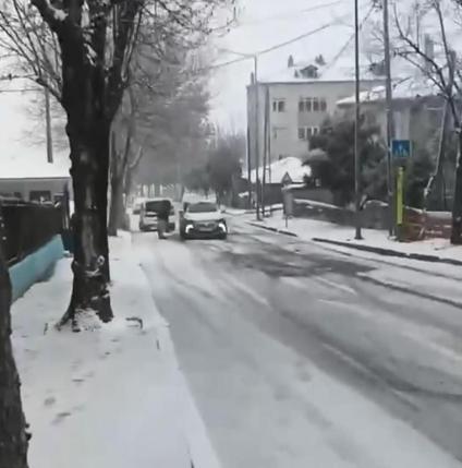 İstanbulda kar yağışı etkili oluyor