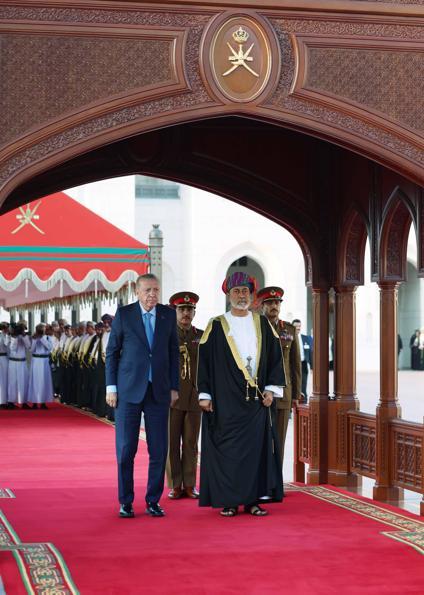 Cumhurbaşkanı Erdoğan, Umman Al Alam Sarayı’nda