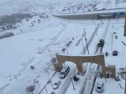 Batman’da 3ü hariç tüm köy yolları kardan kapandı, uçuşlar iptal
