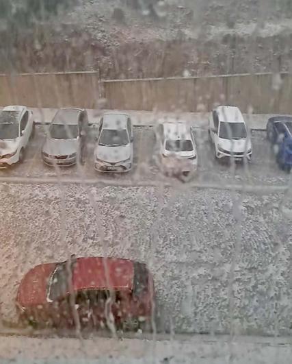 Muğlada sağanak; cadde ve sokaklar göle döndü