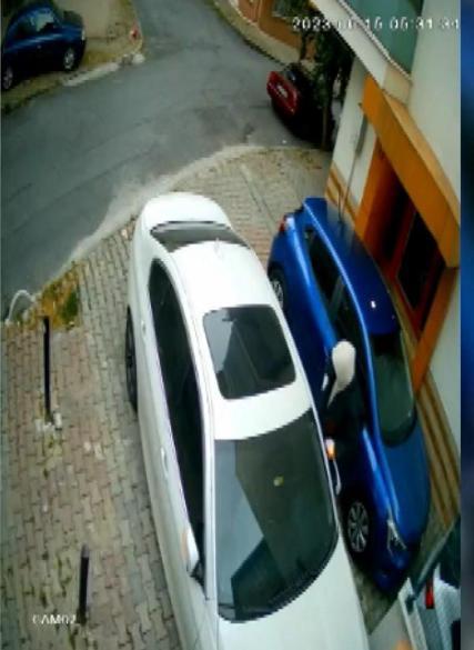 Bağcılarda 8 ay önce hayalet ekranı çalınan otomobile yeniden hırsız girmeye çalıştı