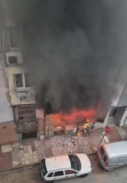 Manisa’da oyun salonu yandı