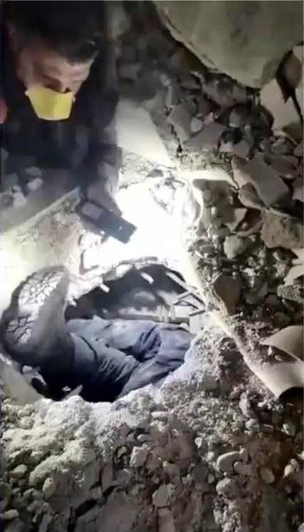 Enkazdan çıkarılan Kereme Beşiktaş sözü