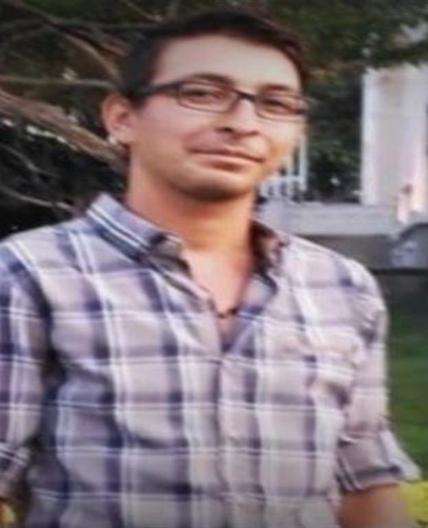 4 yıldır kayıp olarak aranan Emrahın kemikleri, arkadaşının evinin bahçesinden çıktı