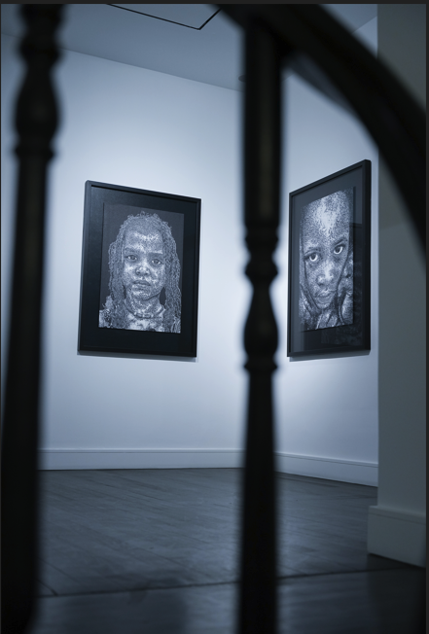 Sefa Çakır’ın “Kapıyı Dışarıdan Kapattım | I Closed the Door from the Outside” isimli solo sergisi, Vısıon Art Platformda