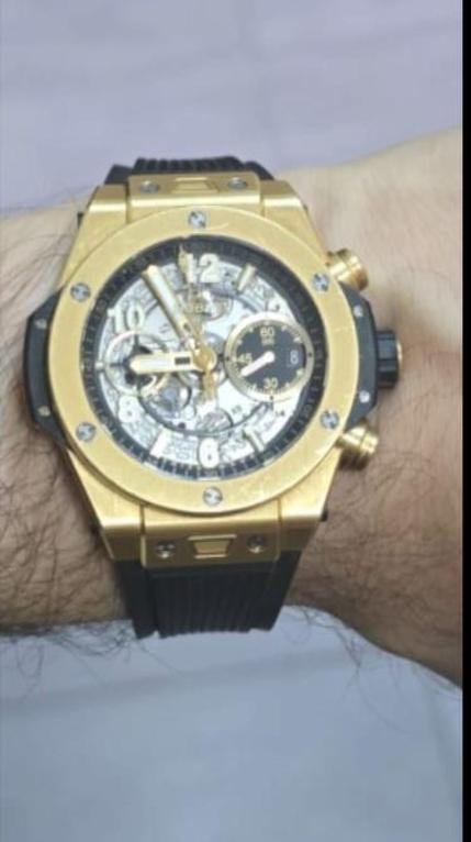 Bakırköyde ofis kiralayıp, duvarı deldiler; 40 bin dolarlık saati çalıp kaçtılar