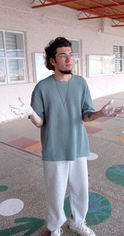 Savrulan otomobilin çarptığı Arda öldü