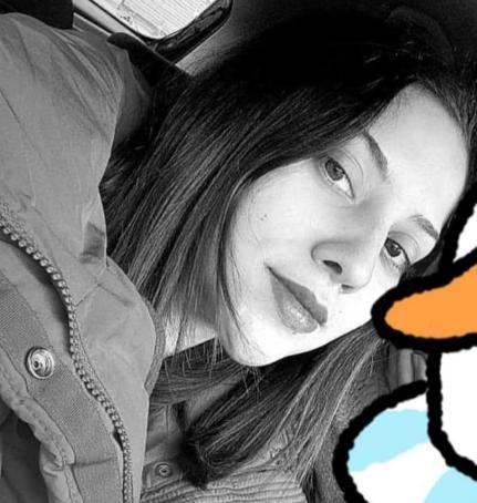 Komşusu Haticeyi tabancayla öldürüp, aynı silahla intihar etti