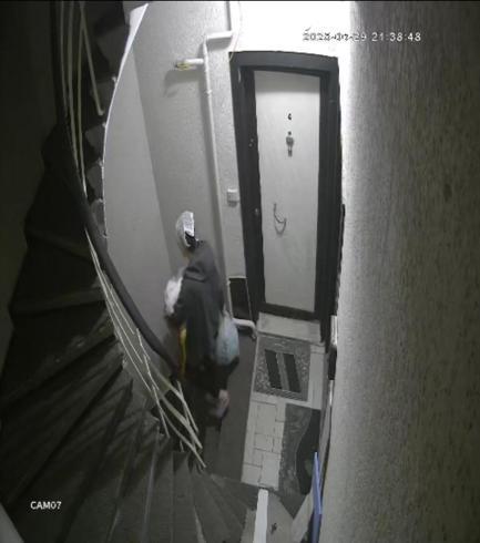 Şişli’de 3 günlük bebeğini çöp konteynerine attı