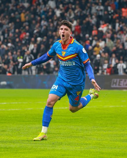 Göztepe Taha ve Miroshiyi tutacak