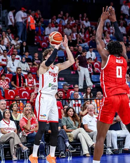A Milli Basketbol Takımı, grubu namağlup lider tamamladı