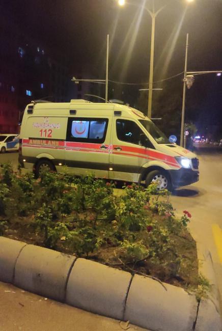 Alkollü sürücünün kullandığı otomobil, yayalara çarptı: 1 ölü, 2 yaralı