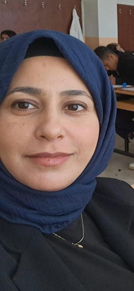 Tatile geldiği Antalyada kanser olduğunu öğrendi; öğrencilerine kavuşacağı günü iple çekiyor