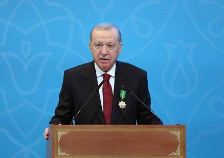 Cumhurbaşkanı Erdoğana Kazakistanda Ahmet Yesevi Özel Devlet Nişanı
