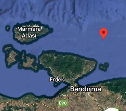 Halit Yukayın cansız bedeninin çıkarılması için Deniz Kuvvetleri dalgıçları devrede