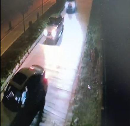 Polis memuruna otomobille çarpan 2 kardeşe gözaltı