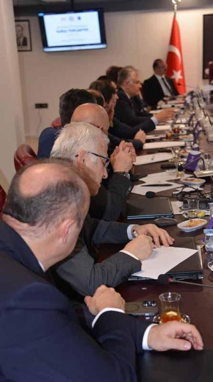 YÖK Başkanı Özvar: Öğrencilerimizi gerçek hayat problemleriyle temas ettiren eğitim modelini gerekli görüyoruz