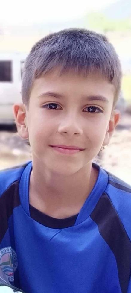 10 yaşındaki çocuğun ölümüne neden olan sürücüye beraat; aile tepki gösterdi