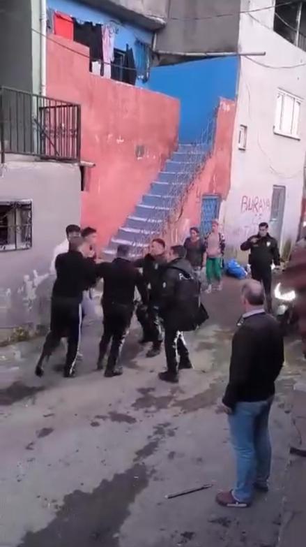 Şişli’de laf atma kavgasına polis müdahale etti; birbirlerinden şikayetçi olmadılar