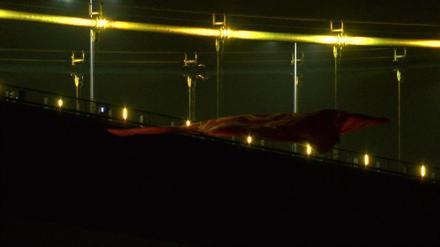 İstanbulda köprüler şampiyon Galatasaray’ın renkleriyle ışıklandırıldı