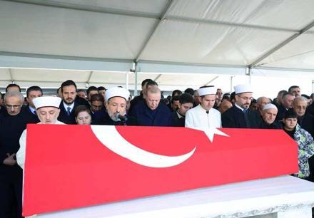 Cumhurbaşkanı Erdoğan, Dündar Ziya Gültekin’in cenaze törenine katıldı