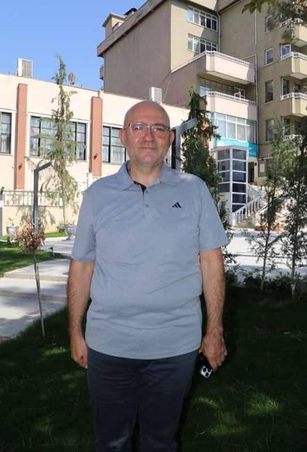 AK Partili Korkmaz, rektörlüğünü yaptığı üniversitenin öğrencisi oldu